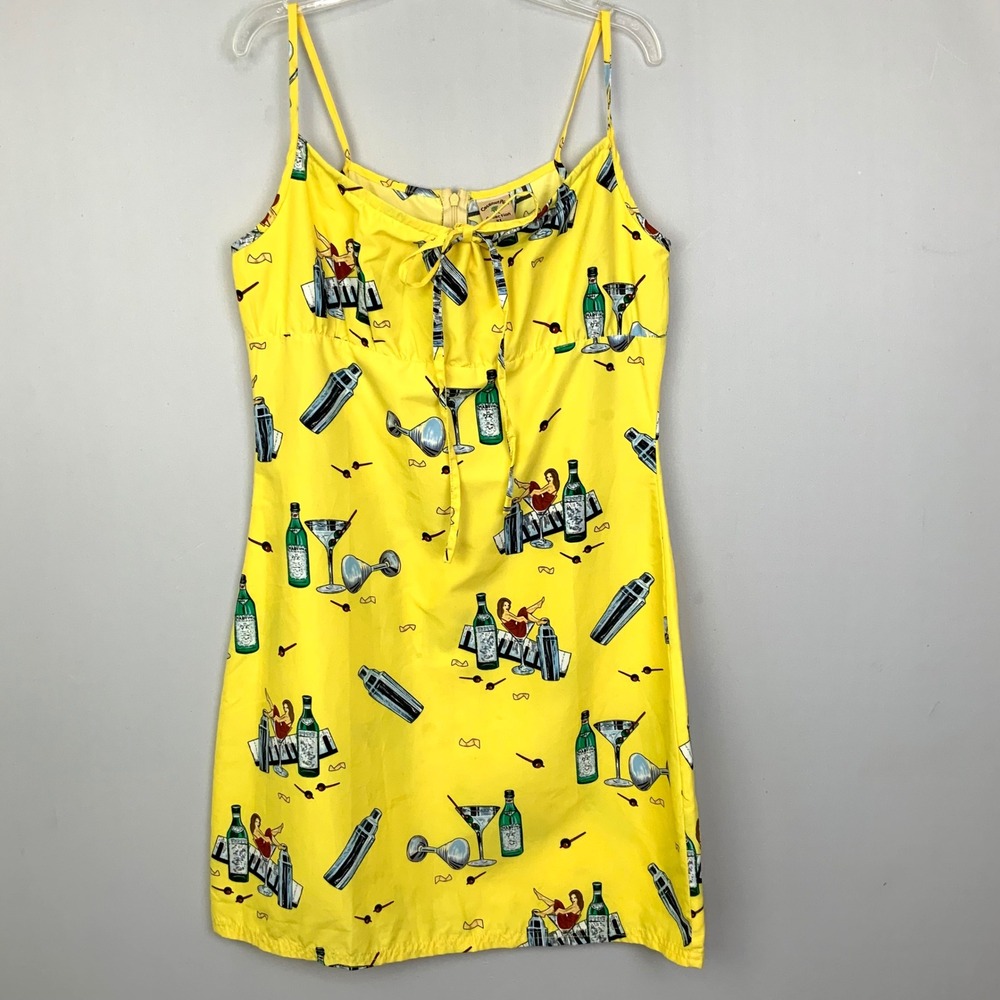 Coconut Pier Sz XL Yellow Martini Cocktail Milkmaid Sundress Novelty Print Retro